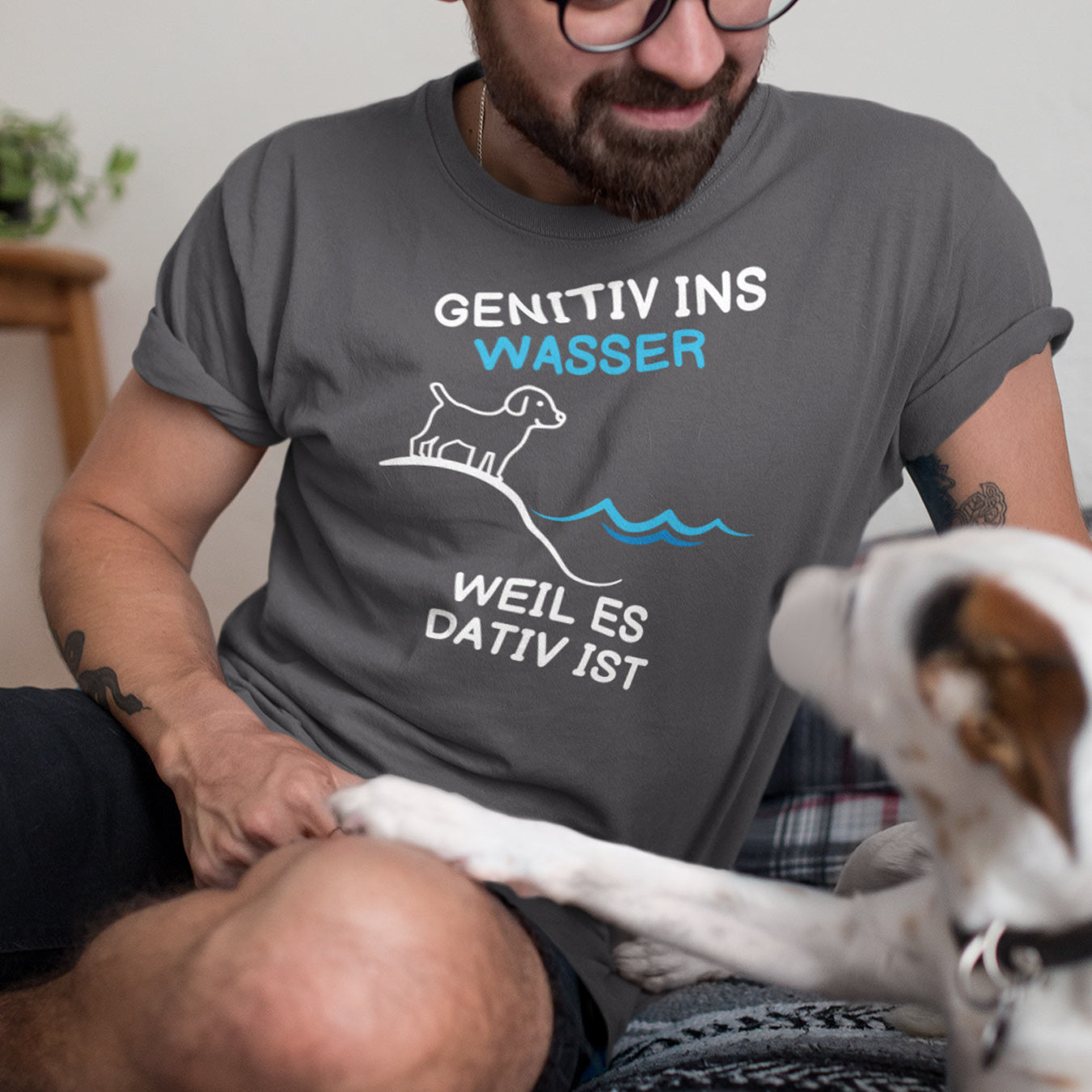Genitiv ins Wasser Grammatik Witz T-Shirt