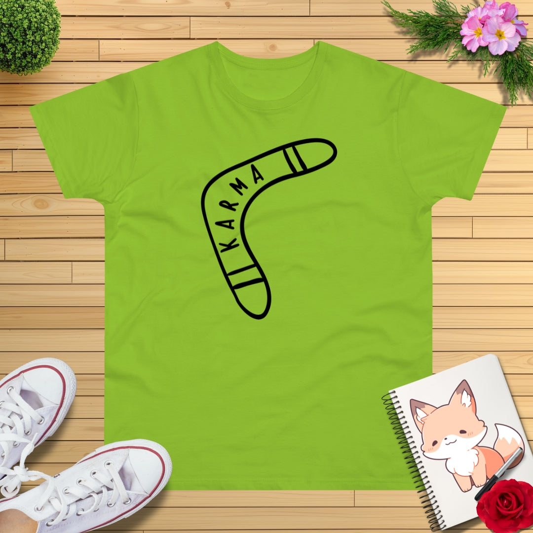 Karma ist ein Bumerang T-Shirt