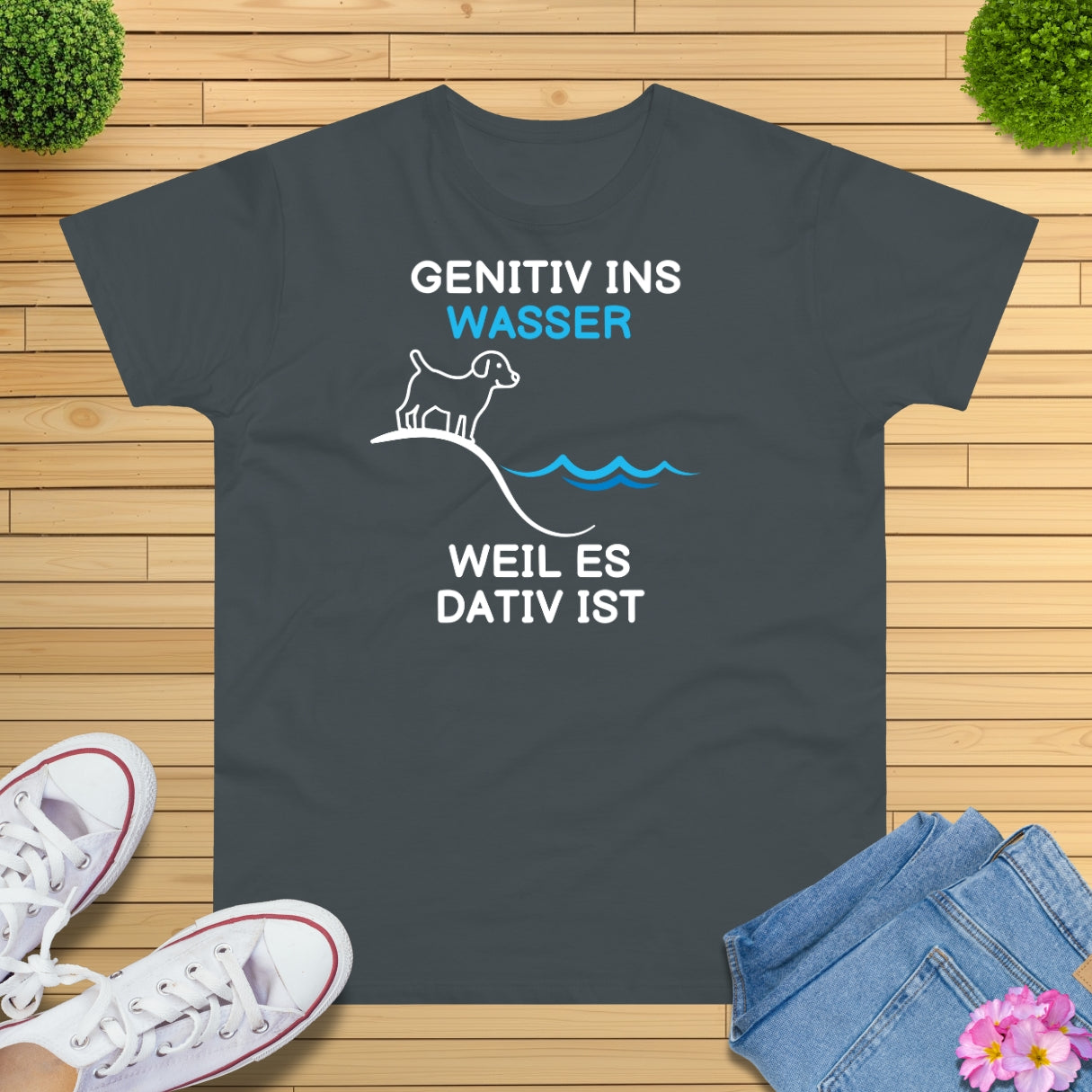 Genitiv ins Wasser Grammatik Witz T-Shirt