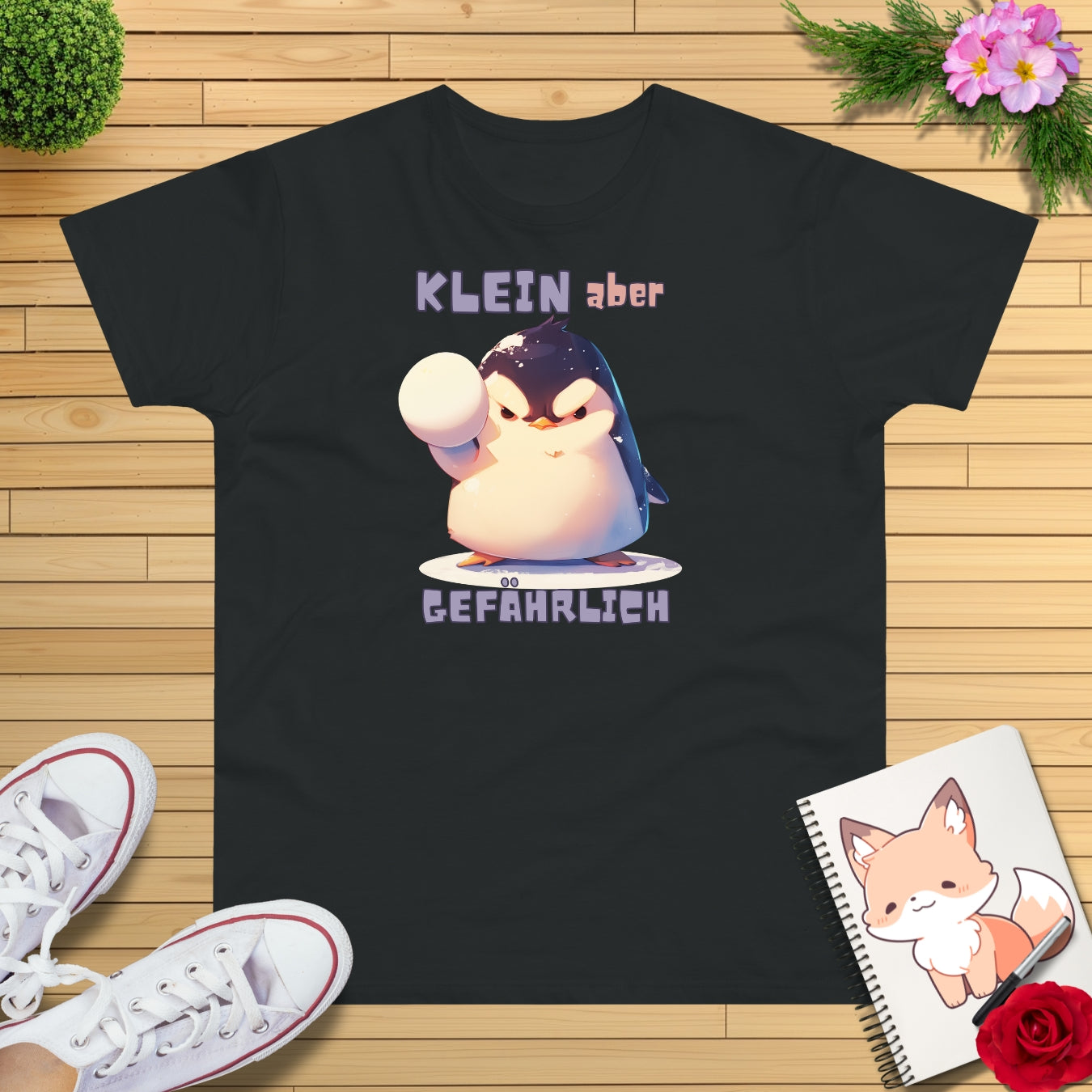 witziger Pinguin Schneeball T-Shirt