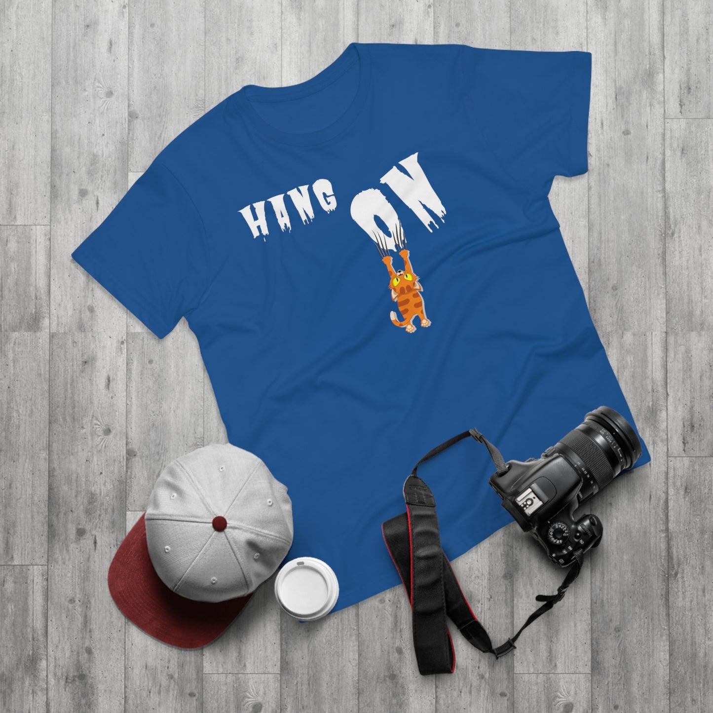 Hang On Katze T-Shirt